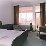 Na Ostrove Hotel