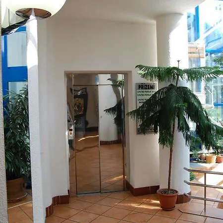 Na Ostrove Ξενοδοχείο 3*