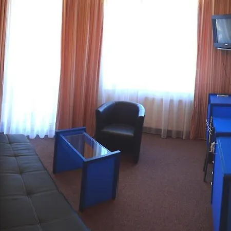 Na Ostrove Hotel