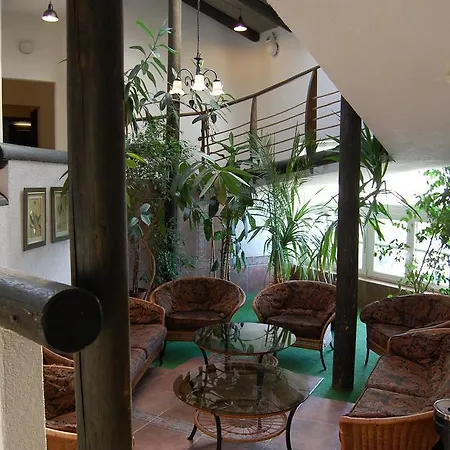 Hotel Na Ostrove