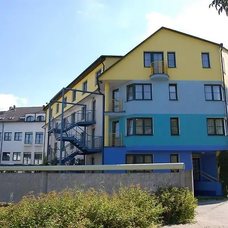 Na Ostrove
