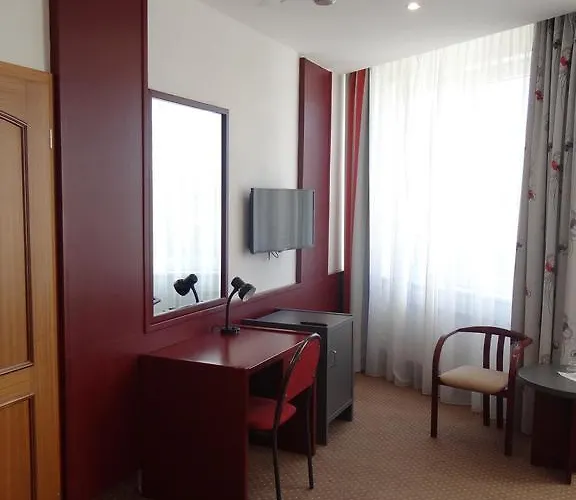 Na Ostrove 3*