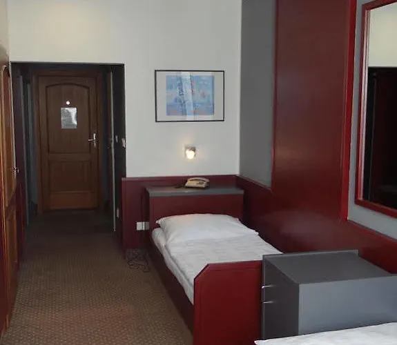 Hotel Na Ostrove